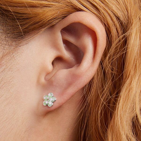 Solid 925 Sterling Silver Checked Green Flower Studs - Image 3