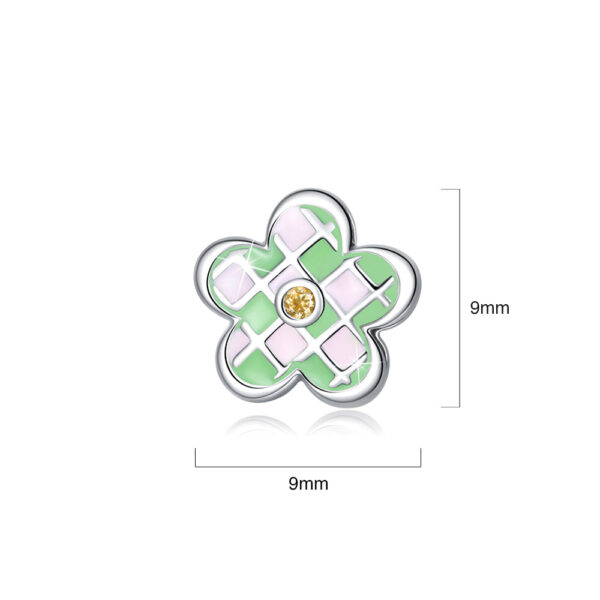 Solid 925 Sterling Silver Checked Green Flower Studs - Image 4