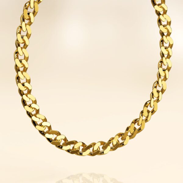 Veneta Link Necklace in Gold - Image 8