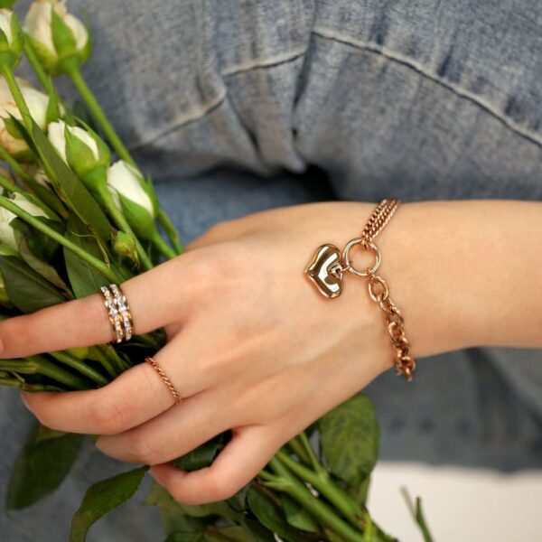 Lovely Heart Charm Dual Link Bracelet in Rose Gold - Image 4