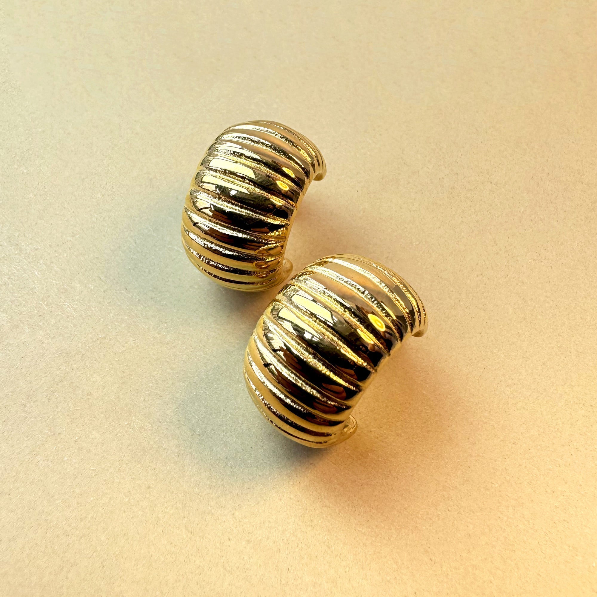Ridged Hoop Gold layered Stud Earrings - Image 4