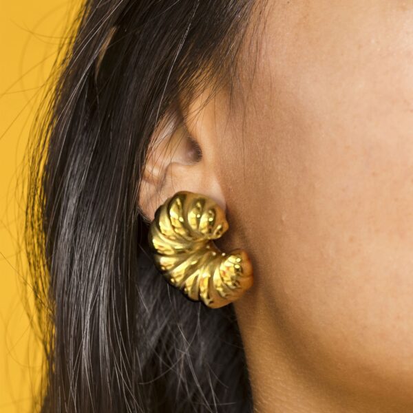 Ridged Crescent Gold layered Stud Earrings - Image 2