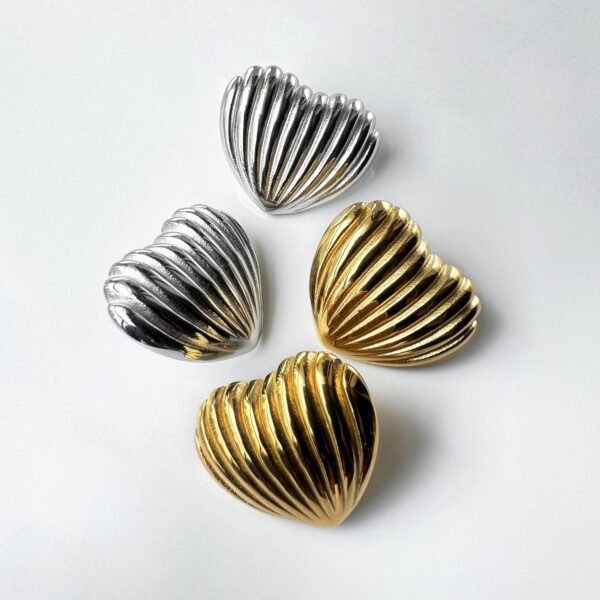 Ridged Heart White Gold layered Stud Earrings - Image 6