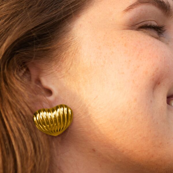 Ridged Heart Gold layered Stud Earrings - Image 4