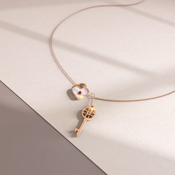 Flower pattern key & lock in Rose Gold Layered Steel Jewellery - Image 2