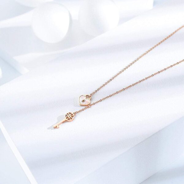 Flower pattern key & lock in Rose Gold Layered Steel Jewellery - Image 3