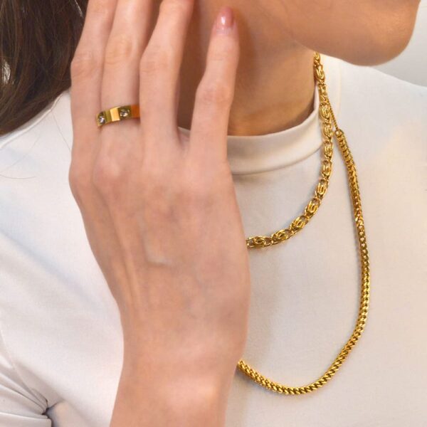 Janet Corsetted Chain Necklace - Image 3