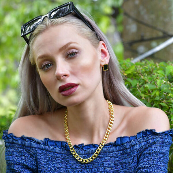 Veneta Link Necklace in Gold - Image 4