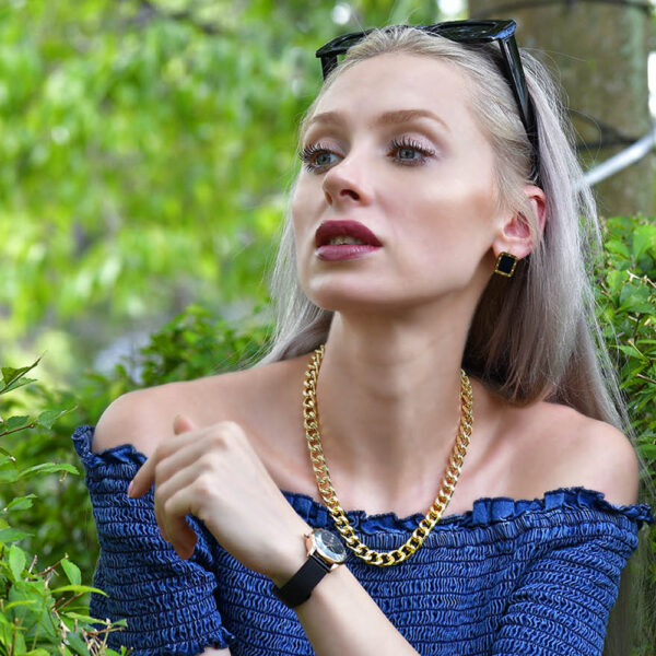 Veneta Link Necklace in Gold - Image 5