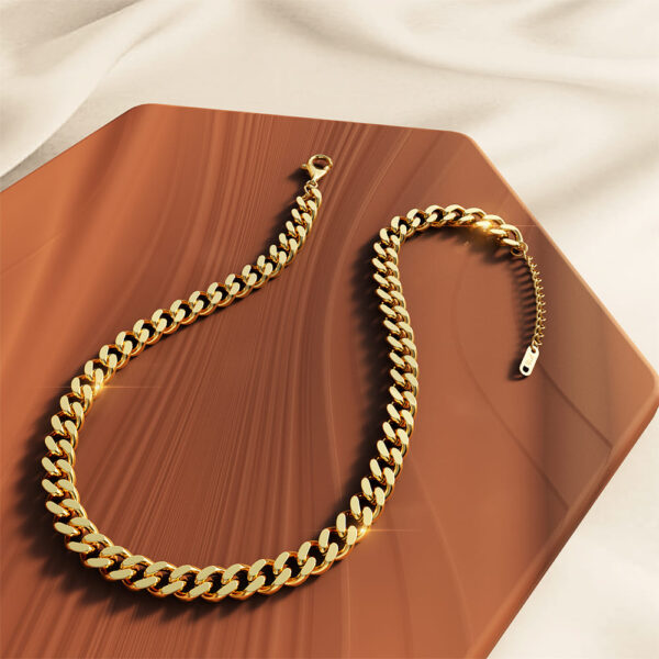 Rafaela Statement Cuban Chain Link Necklace - Image 2