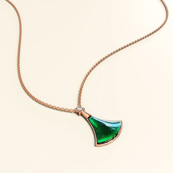 Diva's Dream Necklace in Rose Gold - Image 4
