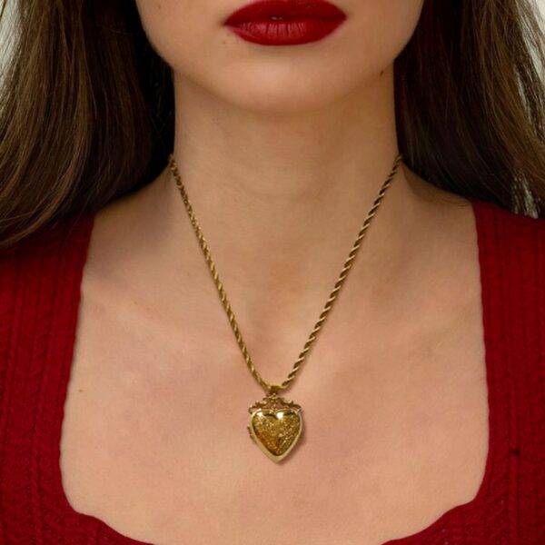 Floral Heart Photo Locket Necklace - Image 8