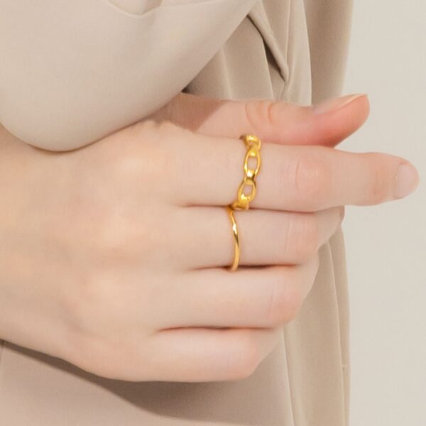 Adjustable Imperial Chain Link Ring in Gold - Image 7