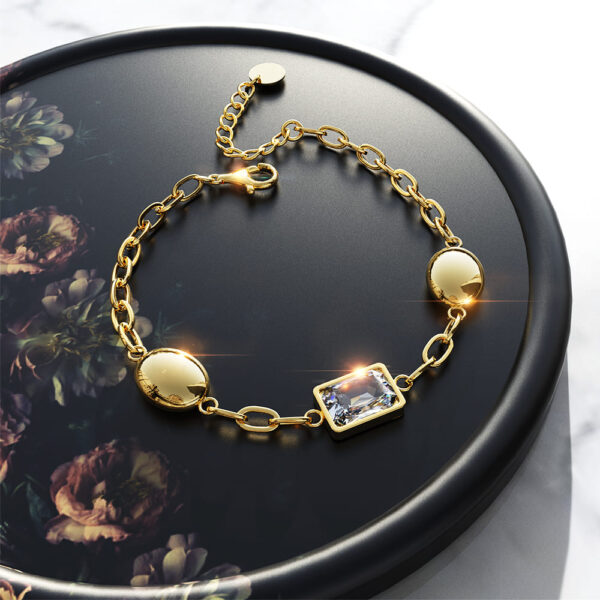 Oval Square Zirconia Bling Bracelet in Gold - Image 4