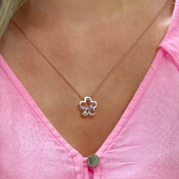 Krystal Flora Necklace Embellished with SWAROVSKI® Crystals - Image 4