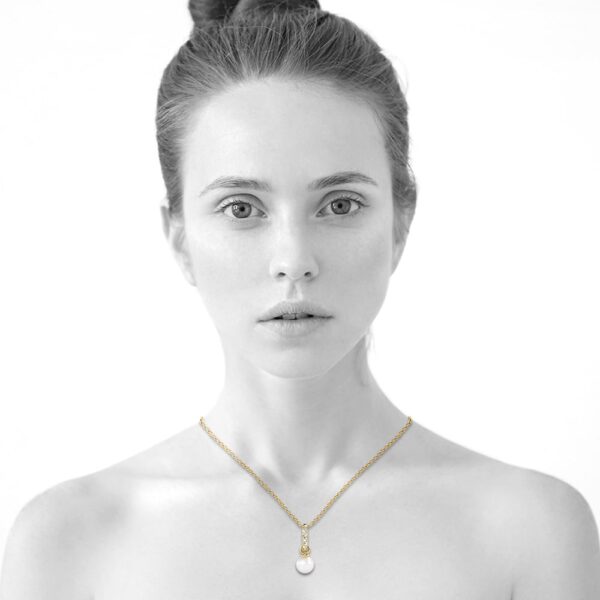 Luminous Pearl Pendant Necklace in Gold Adorned With Crystals from SWAROVSKI® - Image 5
