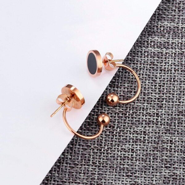 Triss Back Lobe Earrings - Image 3